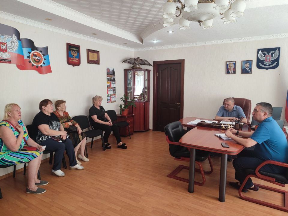 Юрий Будрин: Сегодня, 02 июня 2025 года, руководитель Управы Кировского внутригородского района Администрации городского округа Донецк ДНР Алексей Дмитрюк провел личный прием граждан