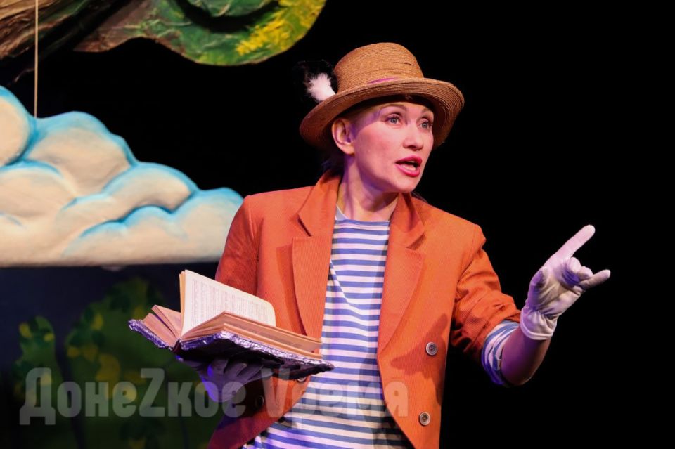 "Винни-Пух" и все-все-все: ветераны СВО с детьми посетили Донецкую муздраму