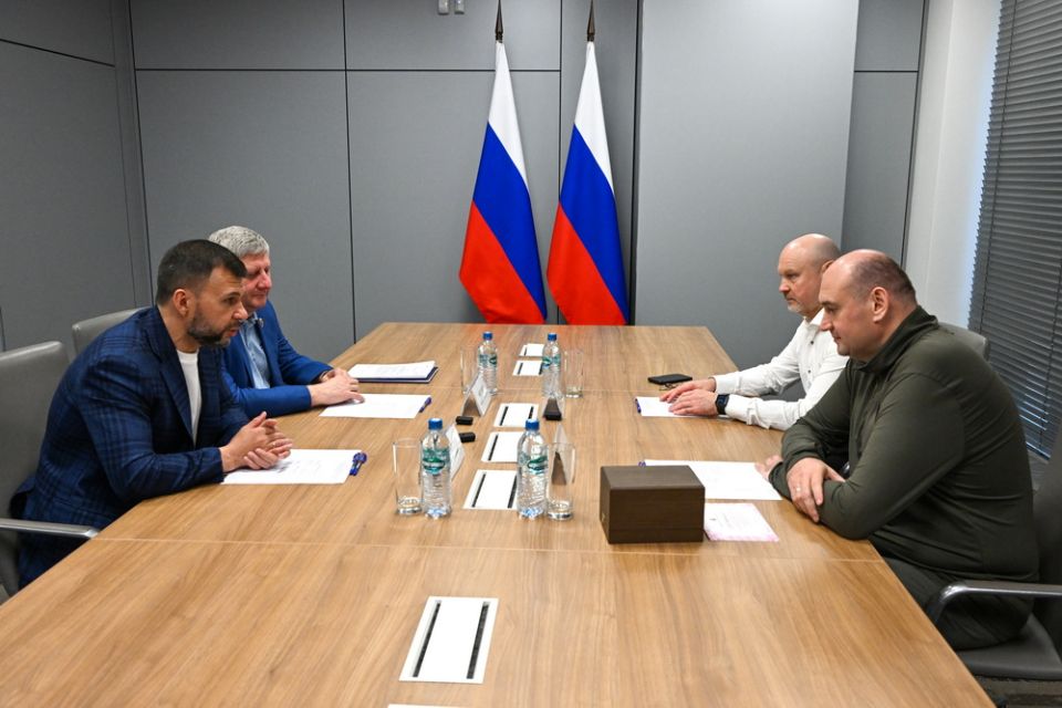 Денис Пушилин и Евгений Солнцев обсудили вопросы оздоровления детей ДНР в Оренбуржье