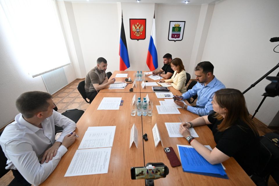 Денис Пушилин и Дина Саттарова договорились о запуске в ДНР филиала Института пространственного планирования РФ