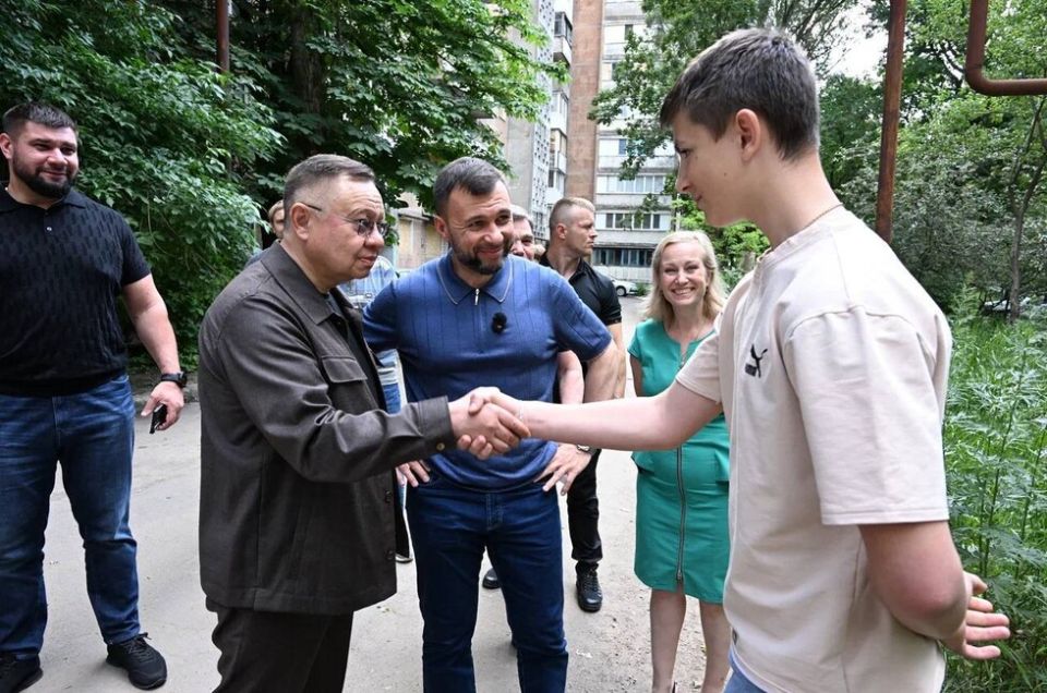 Файзуллин и Пушилин оценили объем работ в бывших прифронтовых районах Донецка
