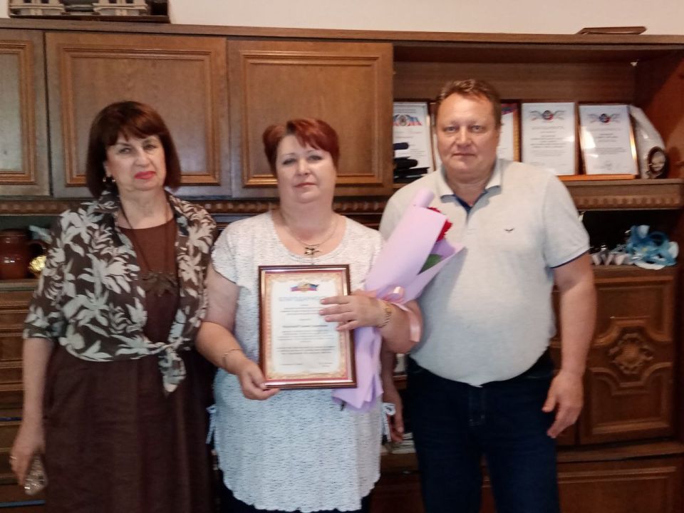 Валентин Левченко: В преддверии дня социального работника поздравил сотрудников районных организаций, работающих в этой нелегкой, но жизненно важной сфере