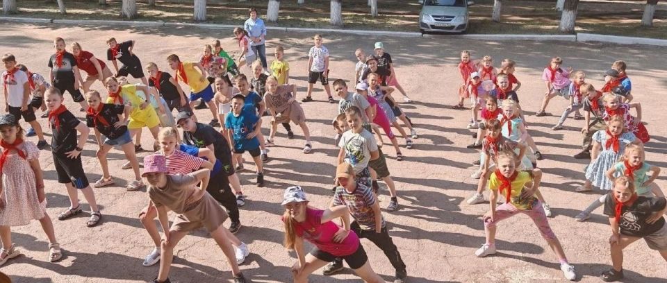 Юрий Мартынов: Всего неделю назад по поручению Главы Донецкой Народной Республики Дениса Владимировича Пушилина в Республике стартовала акция «Спортивный Донбасс», а уже более 14 000 человек приняли участие в различных...