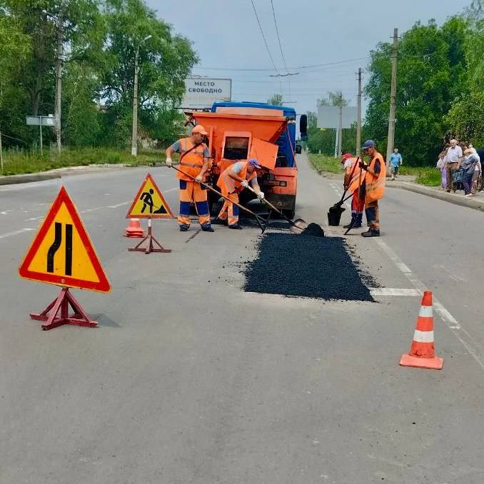 Михаил Меренков: Ремонт дороги по улице Горностаевской в Буденновском районе