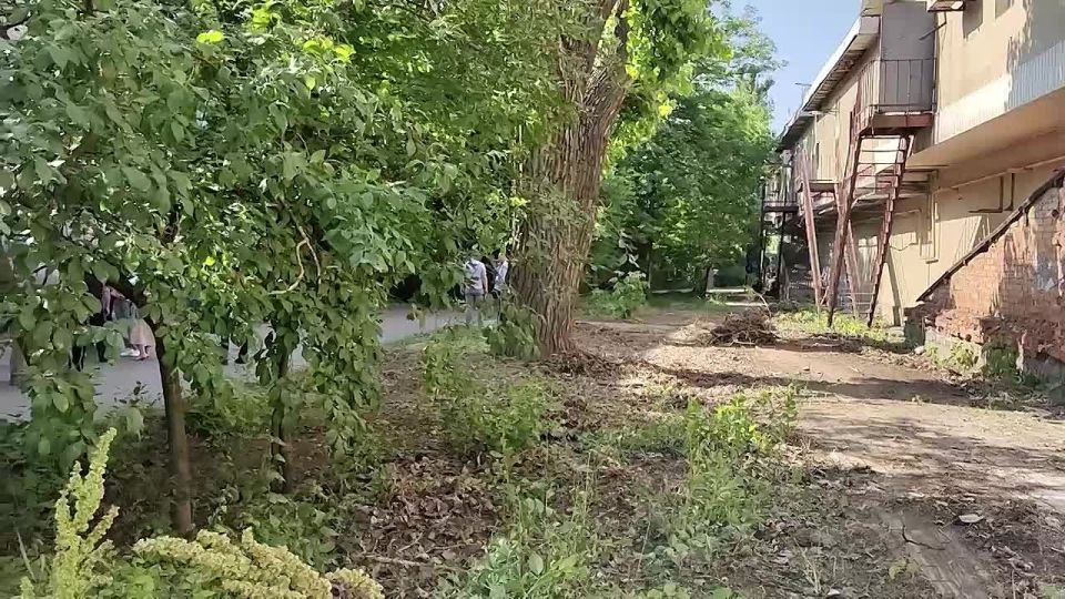 Денис Пушилин: Стабилизируем подачу воды в пяти многоэтажках на Киевском проспекте в Донецке