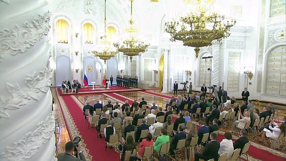 �������� ����� ��������� ������� � ���� ������