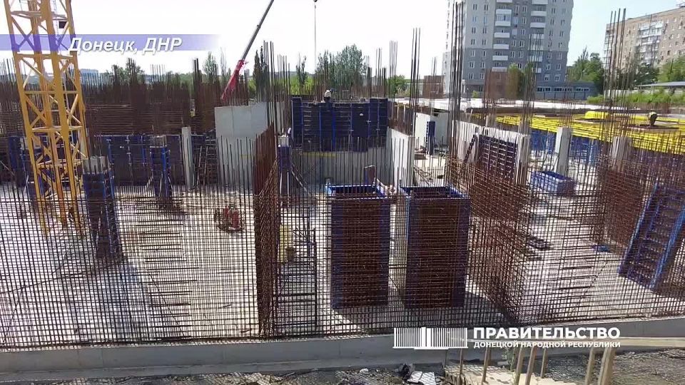 Уже через год более ста семей отпразднуют новоселье в квартирах новой донецкой высотки