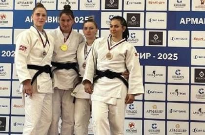 Дзюдоистки из ДНР завоевали две медали на чемпионате ЮФО