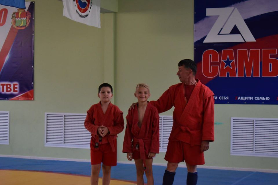      ,              ,    -  