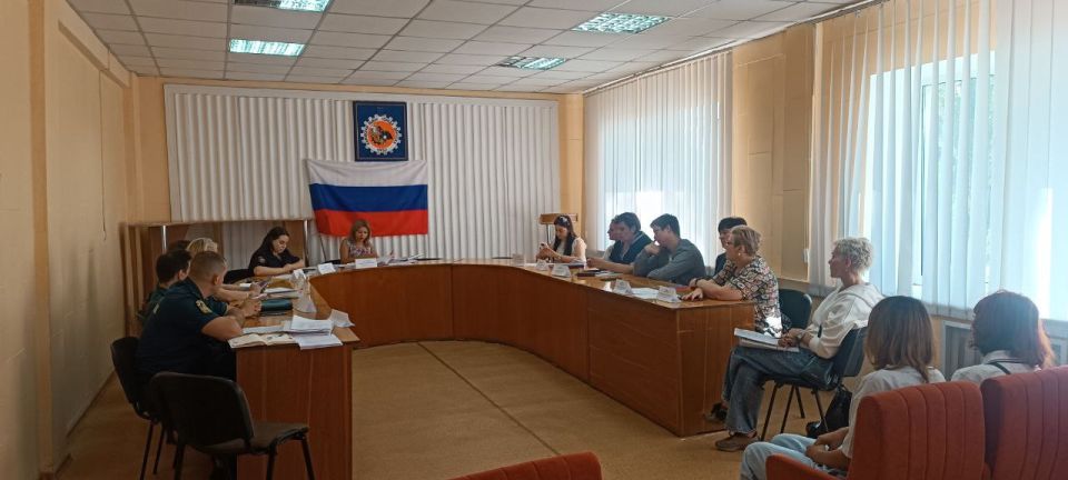 Юрий Будрин: Заседание Комиссии по делам несовершеннолетних и защите их прав