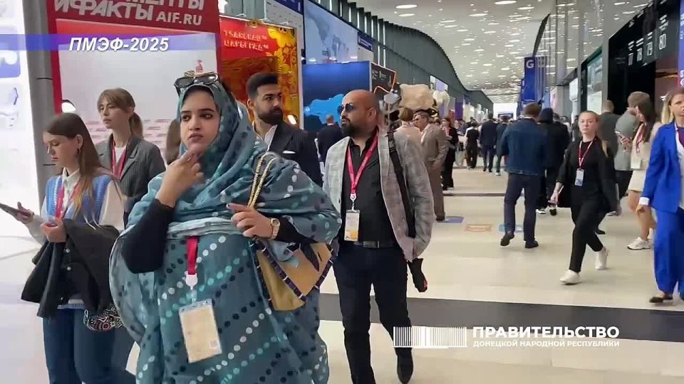 Андрей Чертков: Делегация Донецкой Народной Республики нала работу на полях Петербургского международного экономического форума