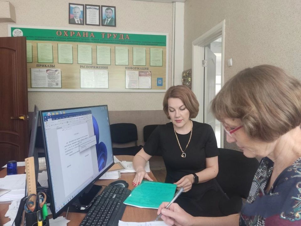 Государственный инспектор труда Шатковская Юлия Александровна провела профилактический визит в Государственном бюджетном общеобразовательном учреждении «Средняя школа № 18 Шахтерского муниципального округа» Донецкой Народной...