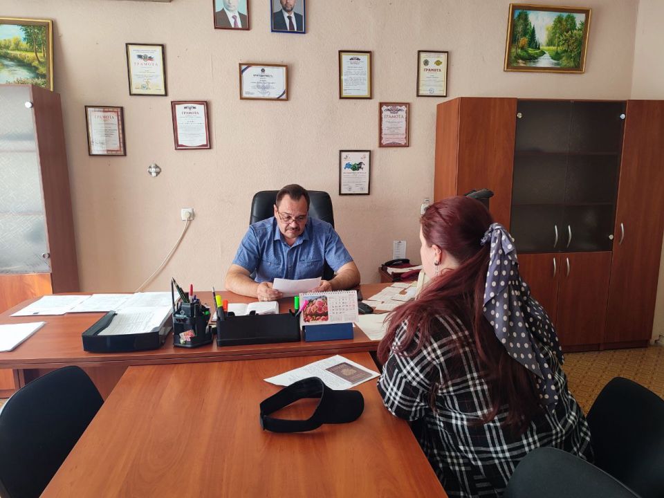 Юрий Будрин: Сегодня, 19 июня 2025 года, заместитель руководителя Управы Кировского внутригородского района Администрации городского округа Донецк ДНР Александр Дёмин провел личный прием граждан