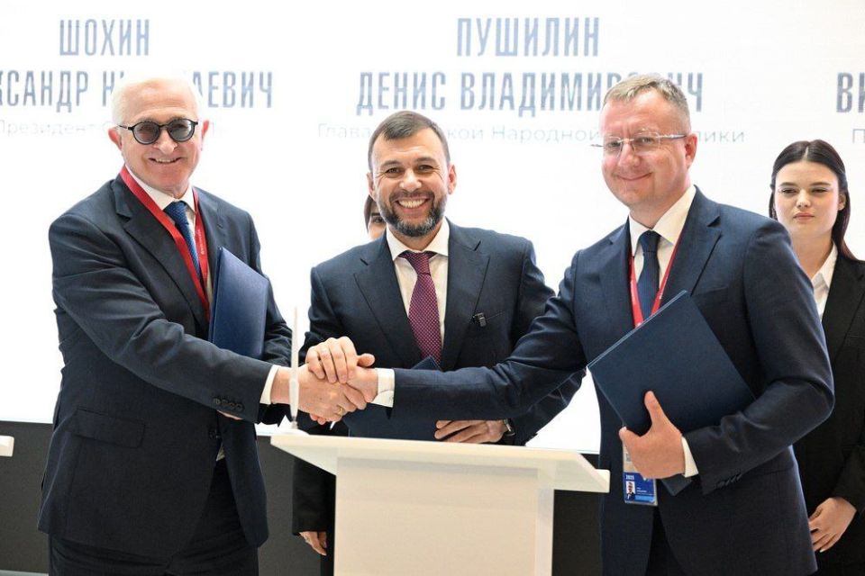 ПМЭФ-2025: Итоги третьего дня участия делегации ДНР во главе с Денисом Пушилиным