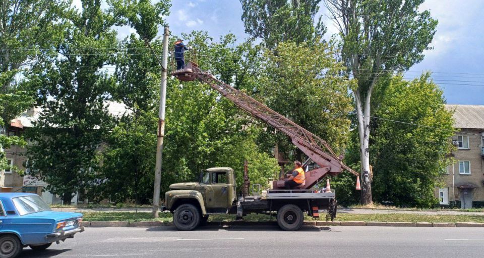 Валентин Левченко: Предприятием "Донецкгорсвет" проводятся масштабные работы по восстановлению сетей наружного освещения Киевского проспекта