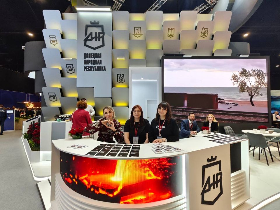 Андрей Чертков: Стенд Донецкой Народной Республики на ПМЭФ-2025