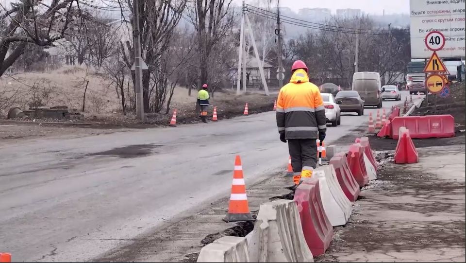 Министр транспорта Александр Бондаренко о ремонтных работах обхода Макеевки