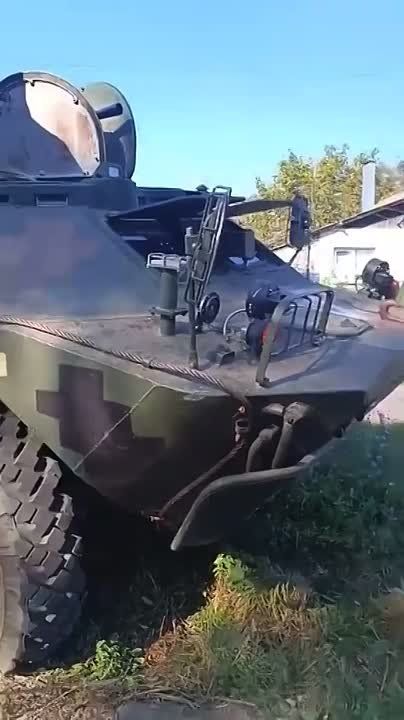 Чингис Дамбиев: Трофеев много не бывает. Захваченная бойцами группировки "Восток" ВС РФ на Южно-Донецком направлении украинская БРДМ-2