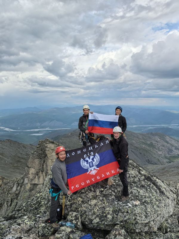     &quot; &quot; 25         ,    1960 