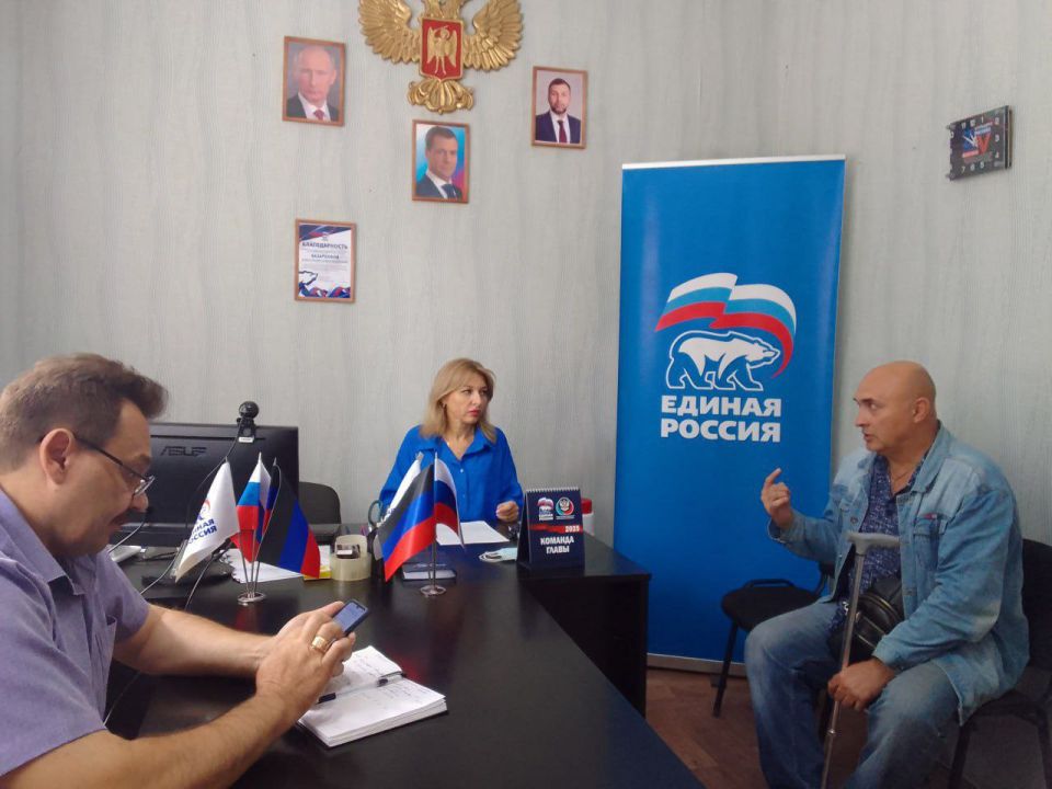 Юрий Будрин: Прием граждан. Сегодня, 27 июня 2025 года в Кировском районе г. Донецка состоялся приём граждан в Общественной приемной Общественного Движения «Донецкая Республика» и Всероссийской политической партии Единая...