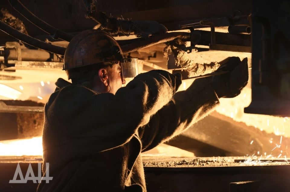 Донецкий металлургический завод за полгода нарастил выпуск проката в 4 раза