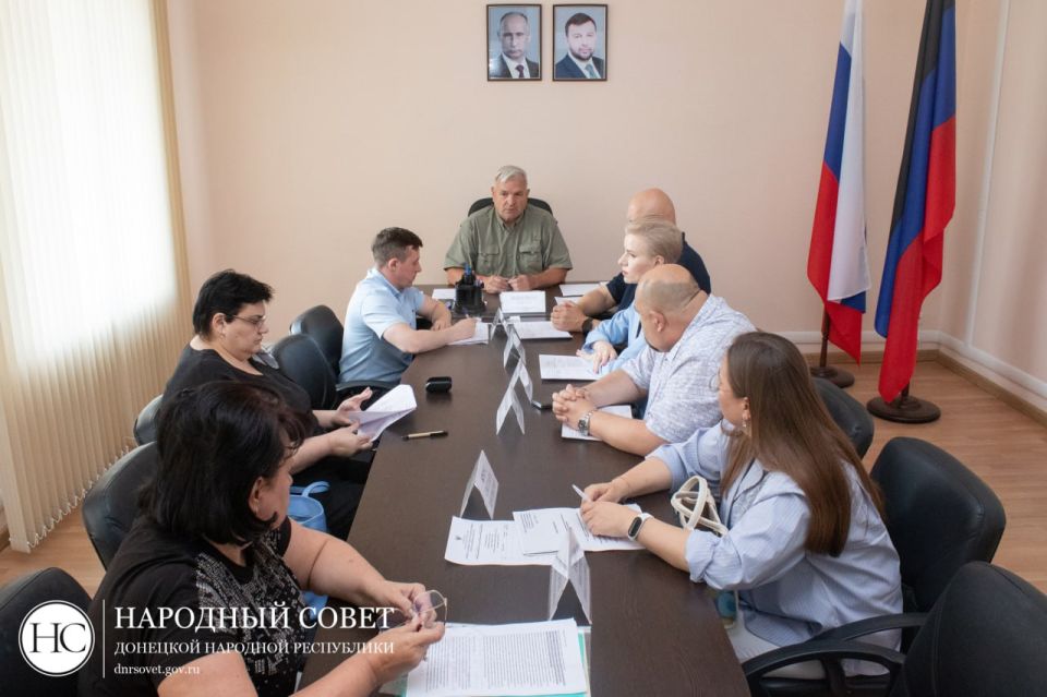 Профильный комитет обсудил законодательную инициативу, предоставленную Фракцией ЛДПР в Народном Совете Донецкой Народной Республики