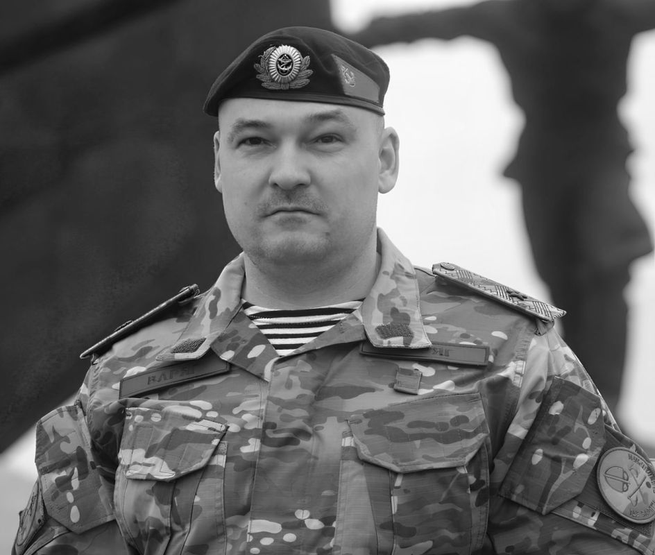 В честь погибшего заместителя главнокомандующего ВМФ генерал-майора Михаила Гудкова будет названа улица в Донецке и школа в Республике