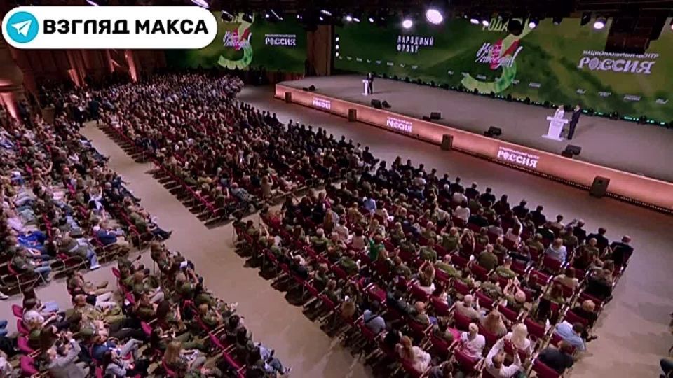 Владимир Путин выступил на полях форума «Всё для Победы!», организованном Общероссийским общественным движением «Народный фронт «За Россию»