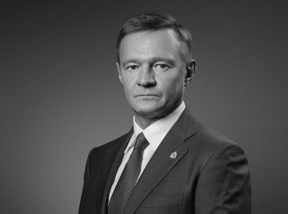 Экс-глава Минтранса России Роман Старовойт (которого Владимир Путин освободил утром от должности) — застрелился в Одинцово (фото 1), а бывший первый замглавы Росгвардии Виктор Стригунов арестован и помещен в СИЗО «Лефортово»...