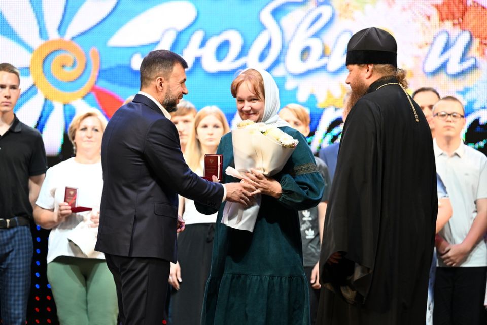  :     ,      ,     ,     