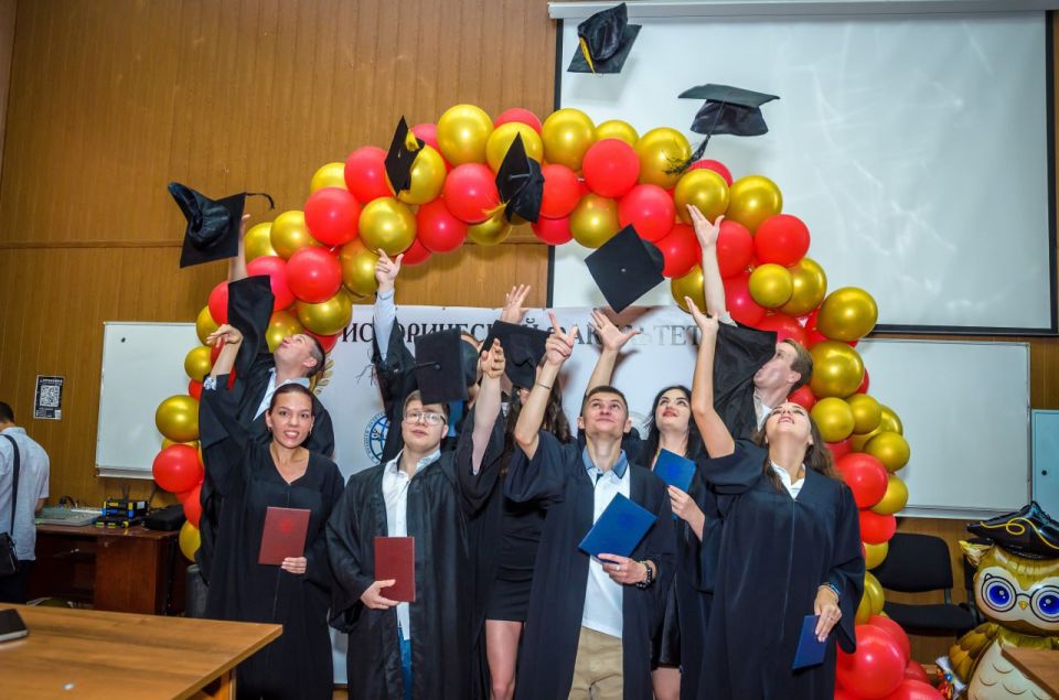 Олег Трофимов: Более ста новоиспечённых историков пополнят профессиональные ряды ученых Донбасса