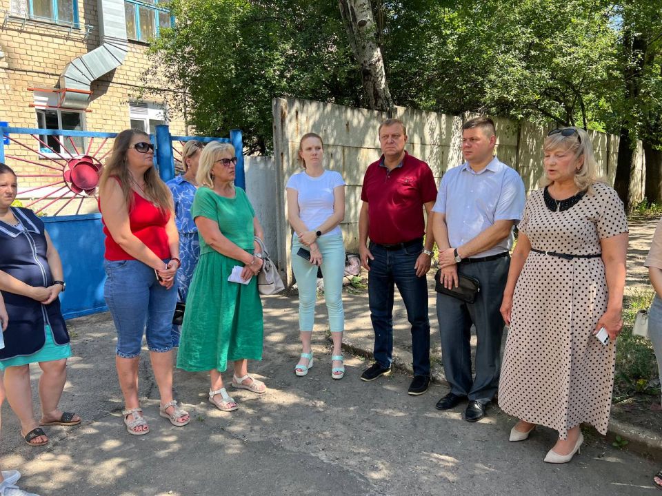 Встреча с населением на подведомственной территории