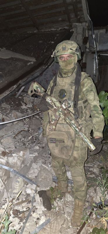  :           &quot;&quot;   &quot;&quot;