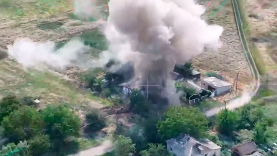 FPV-дроны сожгли пункт управления БПЛА на Южно-Донецком направлении