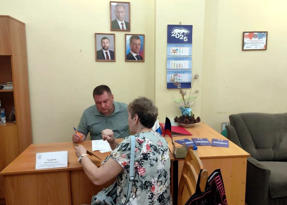 Иван Адамец: В Куйбышевском районе состоялся прием граждан в общественной приемной «Единой России»