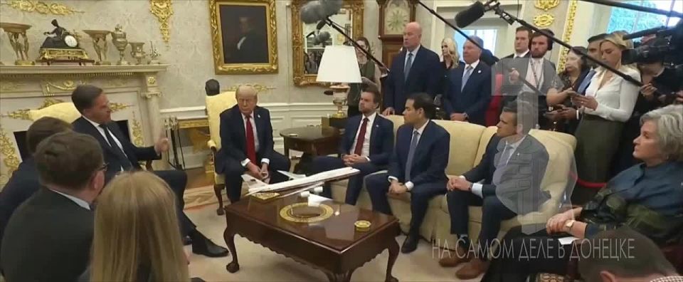 «Путин послал какого-то историка (Мединского), а не переговорщиков: он начал рассказывать историю России с 1250 года»: шок генсека НАТО и ответ МИД РФ