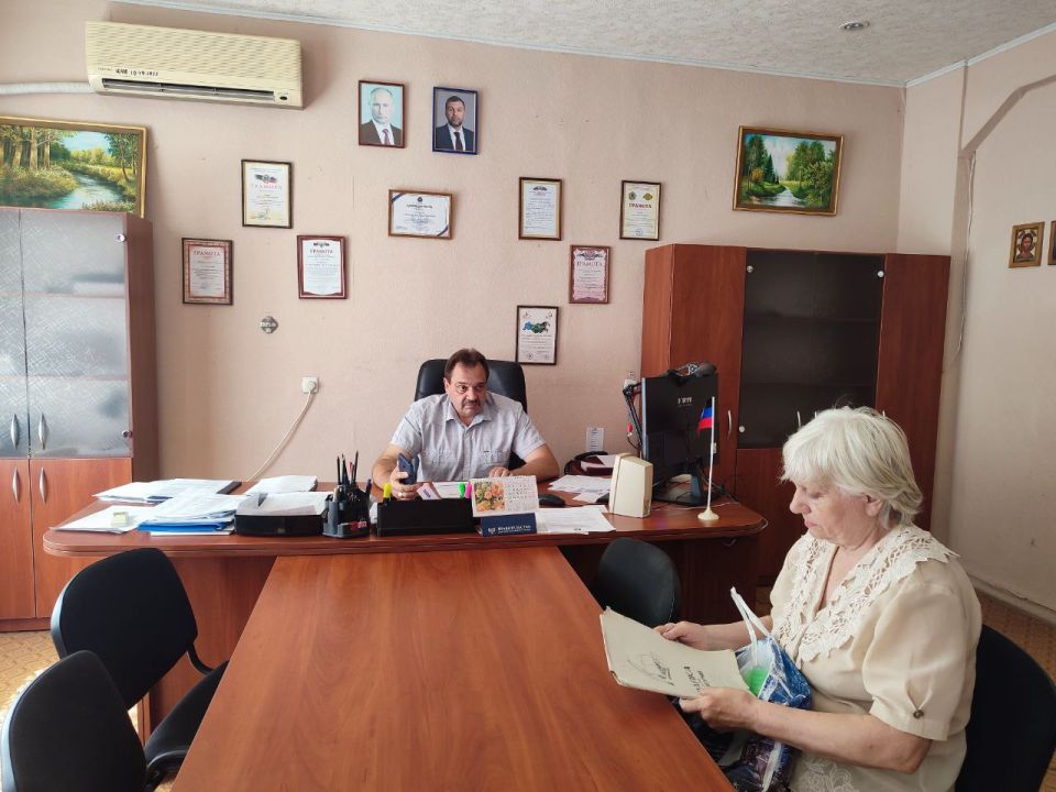 Юрий Будрин: Сегодня, 17 июля 2025 года, заместитель руководителя Управы Кировского внутригородского района Администрации городского округа Донецк ДНР Александр Дёмин провел личный прием граждан