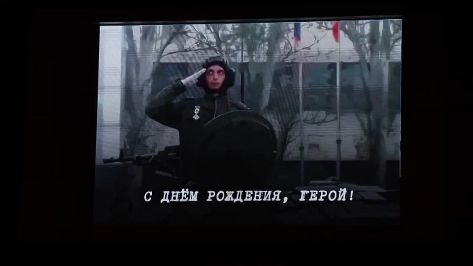 В Донецке почтили память комбата «Гиви» в день его 45-летия