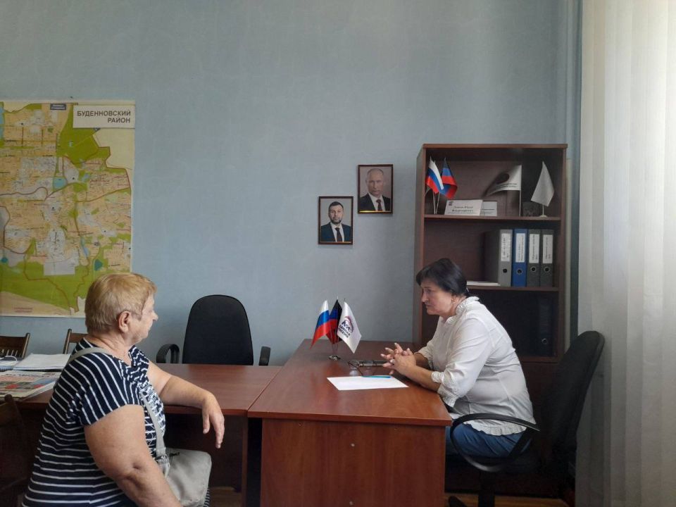 Михаил Меренков: Сегодня, 21 июля, в общественной приемной Партии «Единая Россия» Буденновского района состоялся прием граждан, который провела первый заместитель руководителя Управы Буденновского внутригородского района...