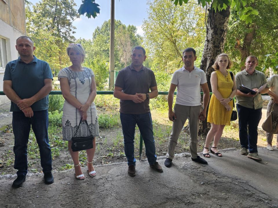 Встреча с населением на подведомственной территории