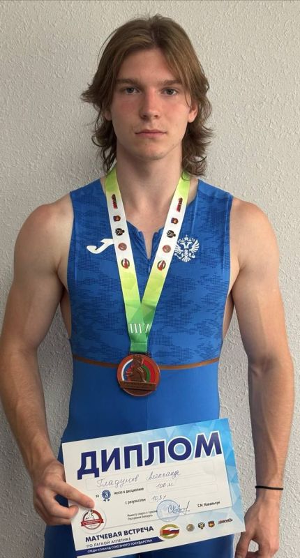 ���� ��������: 21�22 ���� � ������ (���������� ��������) �������� �������� ������� ������ ������� ����������, ����������� 80-����� ������ � ������� ������������� �����