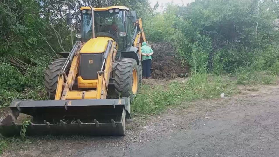 Андрей Бедило: По поручению Главы ДНР Д.В.Пушилина. Активно устраняются течи на водоводах г.о. Торез
