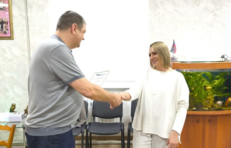  :     л                 ...