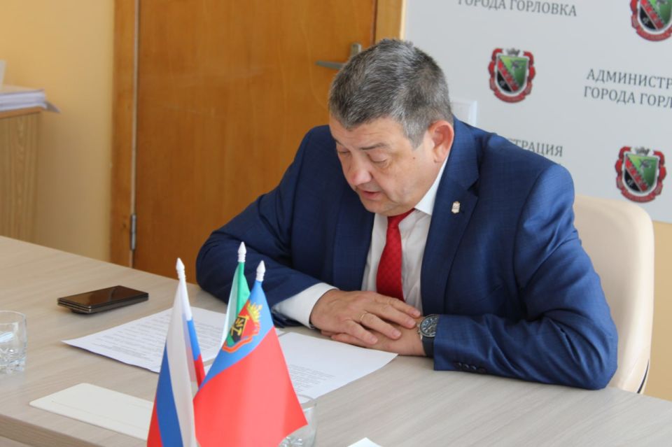 Иван Приходько: Во исполнение поручения Главы Донецкой Народной Республики Дениса Владимировича Пушилина сегодня начал свою работу Штаб по вопросам здравоохранения