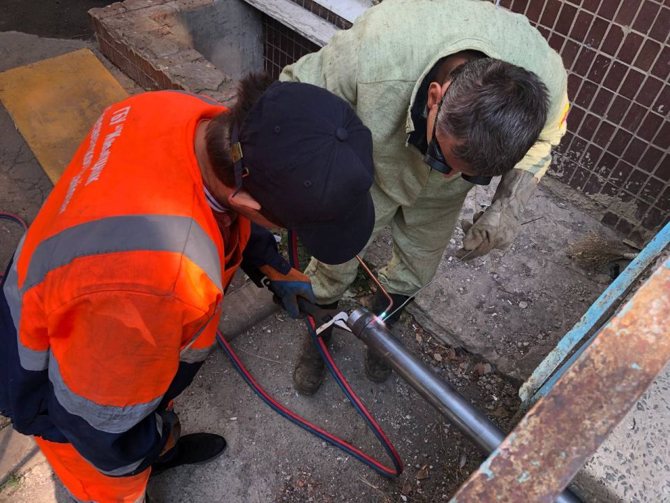 Елена Рязанцева: Сегодня, 01.08.2025 года, силами сотрудников жилищно-коммунальных предприятий Пролетарского внутригородского района г. Донецка были выполнены следующие работы: