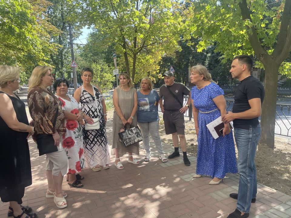 Депутат Денис Машков встретился с дончанами