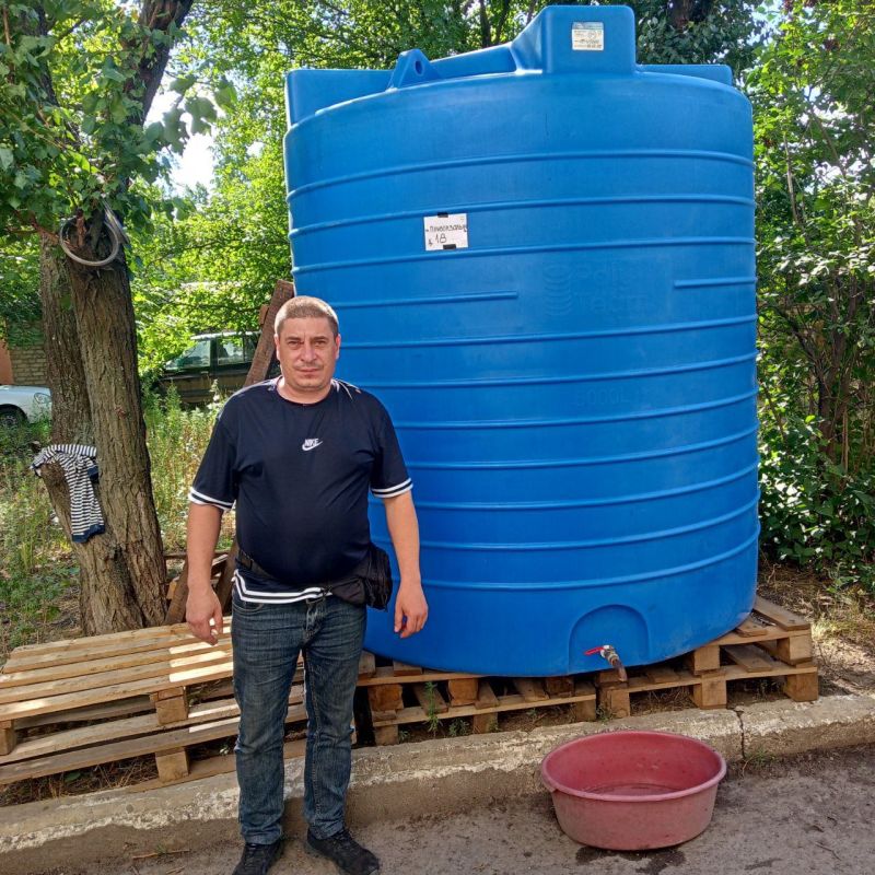 Валентин Левченко: В рамках мероприятий по обеспечению населения технической водой в Киевском районе, на территории Станции Донецк Северный, ул. Привокзальная 18 установлена емкость для общего пользования