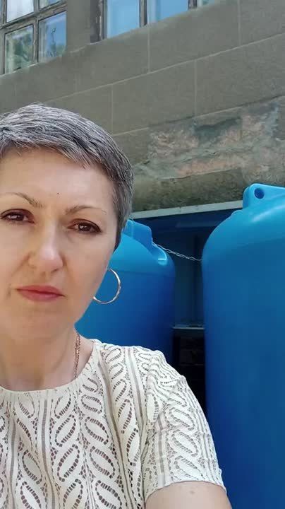 Иван Адамец: Для обеспечения жителей Куйбышевского внутригородского района технической водой, на улице 60-летия СССР, 10А установлена соответствующая ёмкость для забора воды населением