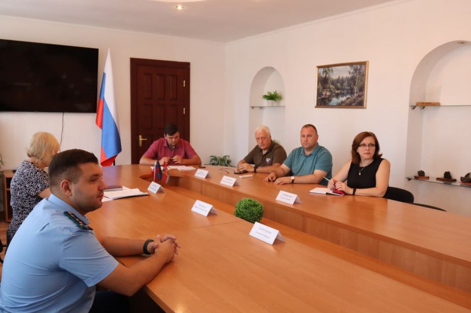 Андрей Бедило: Принял участие в аппаратном совещании администрации г.о.Торез