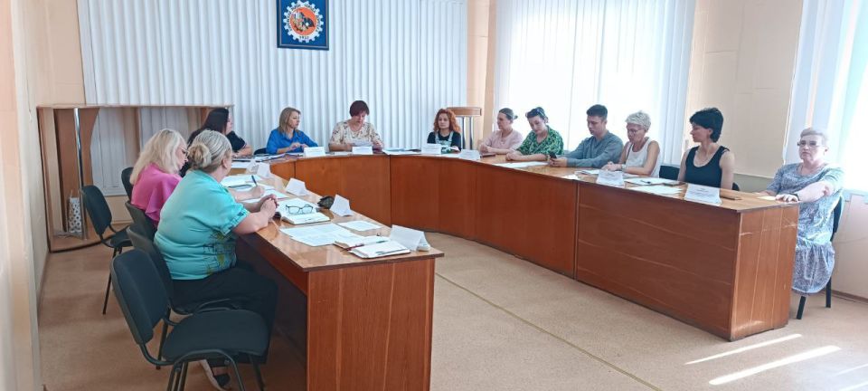 Юрий Будрин: Заседание Комиссии по делам несовершеннолетних и защите их прав